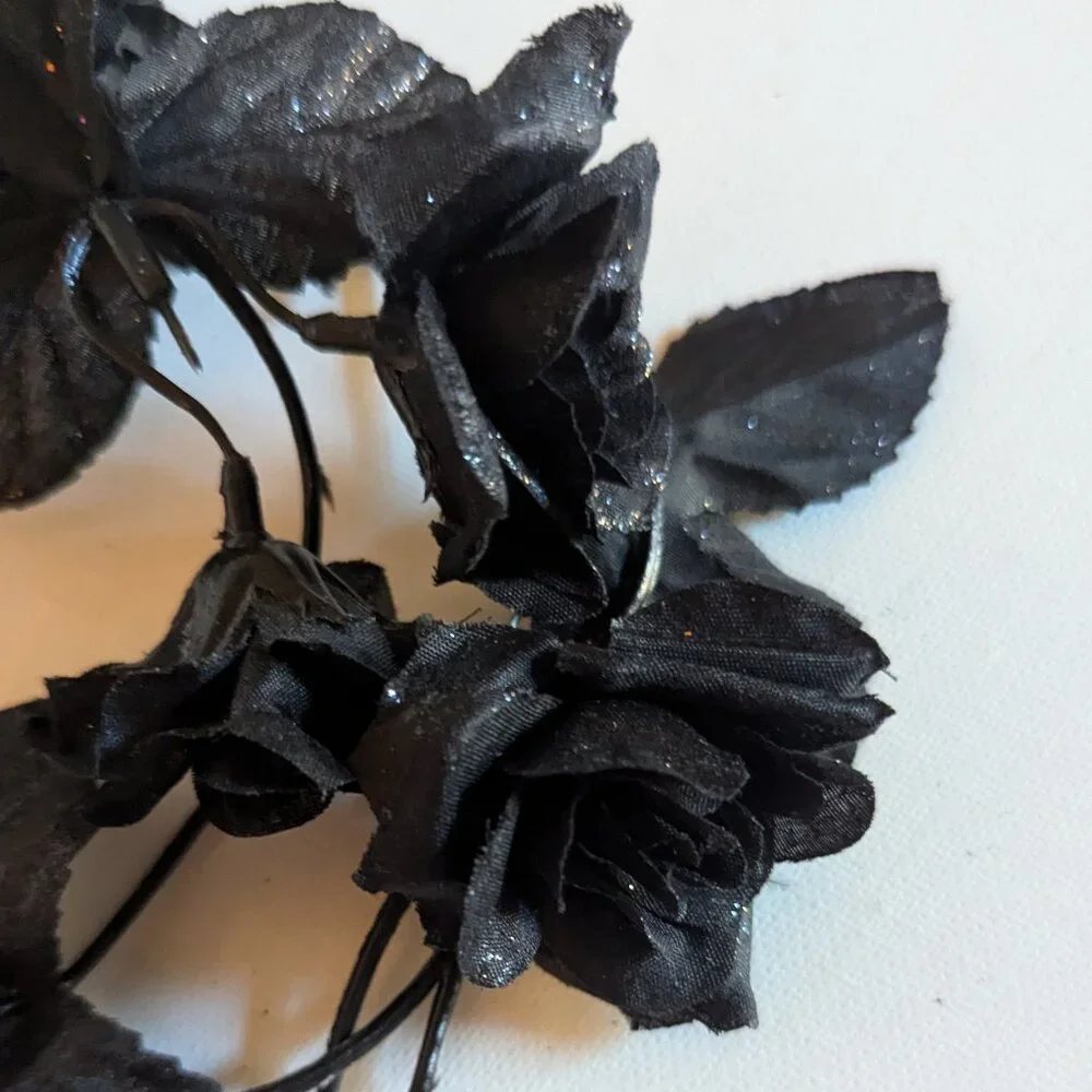NWT Black Roses Garland Valloween Decoration Goth Floral Ashland Home Decor